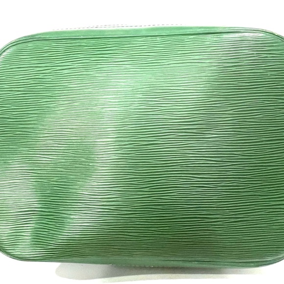 Louis Vuitton Epi Noe - Royal Blue with Emerald Green - Luxury Handbag Giveaway - Picture 4 of 5